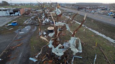 Mientras Mississippi enfrenta las secuelas de un tornado mortal, más de 20 millones están bajo amenazas de tormentas severas en el sur de EE.UU.